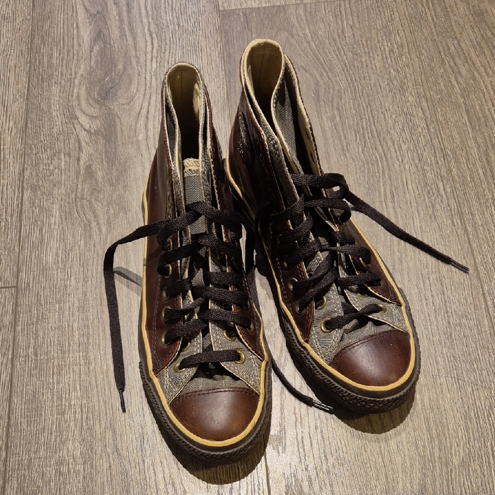 Brown High-Top Women's Shoes